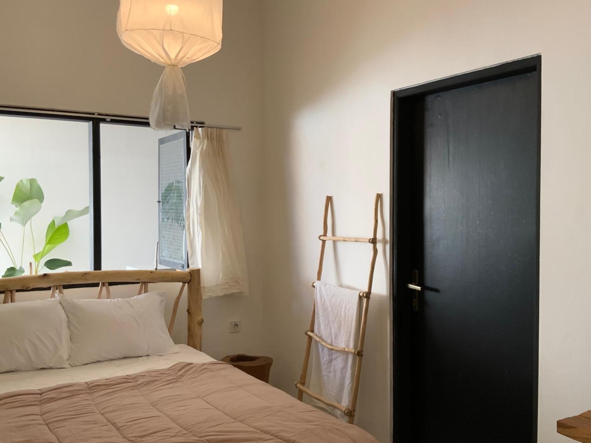 Semicircle Homestay