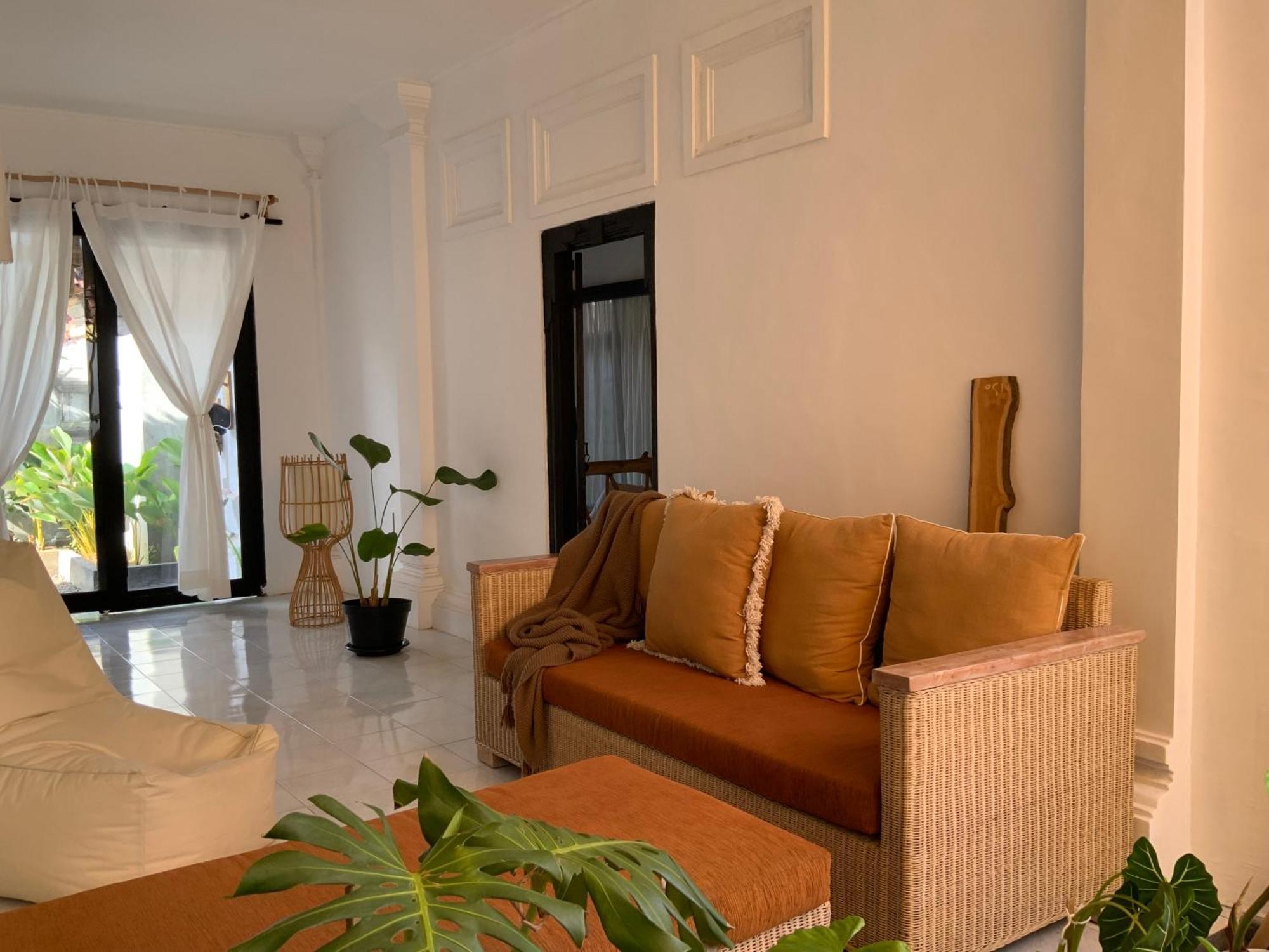Semicircle Sanur (Bali)